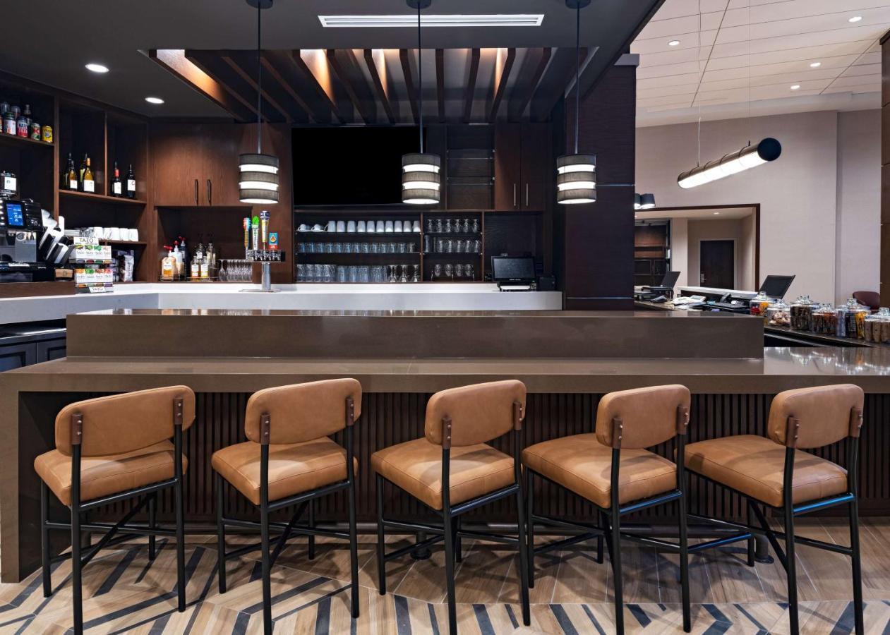 Hyatt Place Austin Lake Travis/Four Points Екстериор снимка