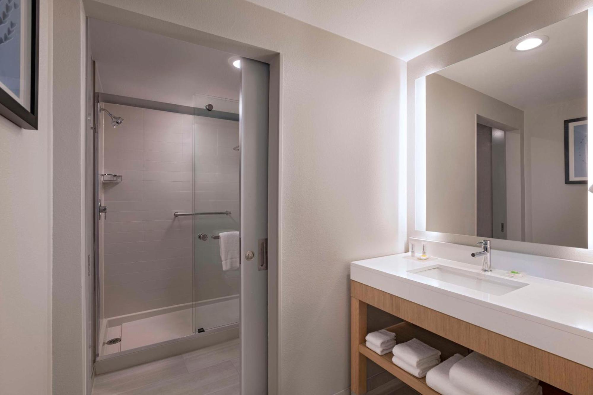 Hyatt Place Austin Lake Travis/Four Points Екстериор снимка