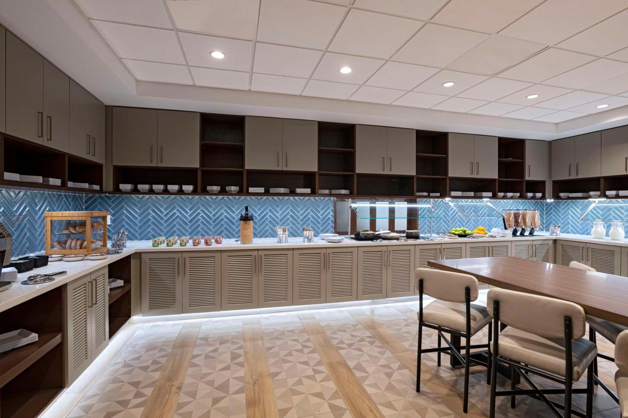 Hyatt Place Austin Lake Travis/Four Points Екстериор снимка